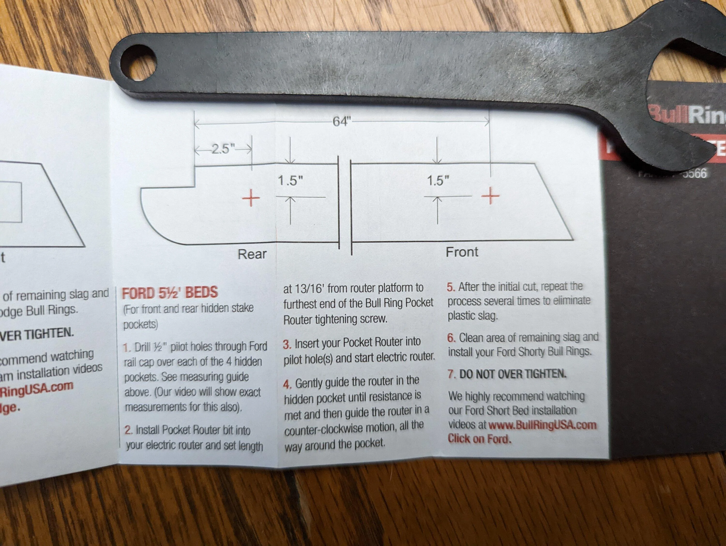 Ford F-150 Front Stake Pocket Uncovering 5.5' Bed PXL_20220907_104412827