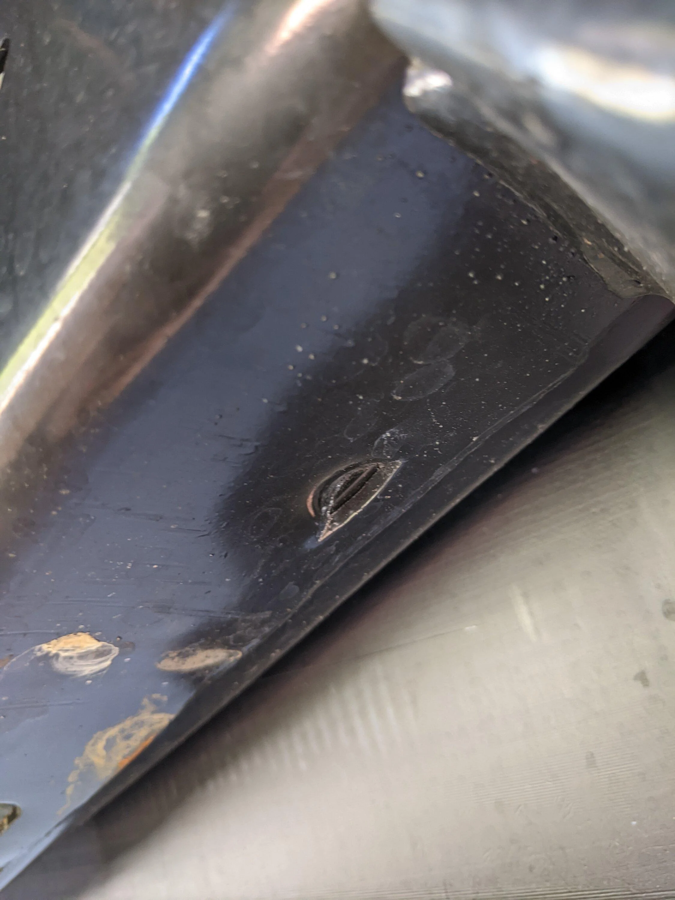 Ford F-150 What is this dent/crack in my frame? PXL_20230418_182137279.MP