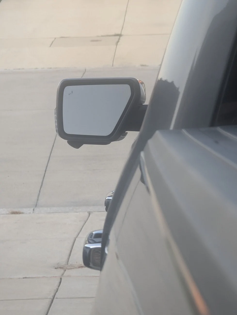 Ford F-150 Cab and box don't line up PXL_20250814_005540035