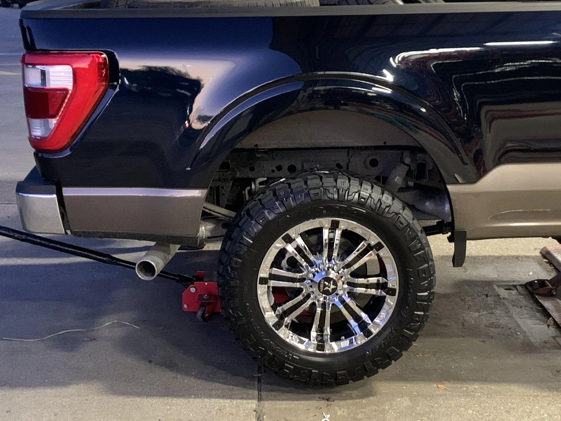 Ford F-150 Ta-DA! 2021 Lariat 502a PowerBoost build w/ Full Details, Tires, Addons, Links QZVC1027