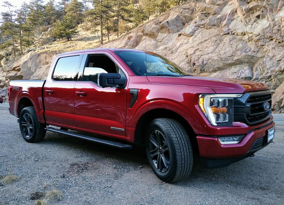 Ford F-150 RAPID RED F-150 (2021+) Club Rapid Red XLT Sport 2021 F-150 a