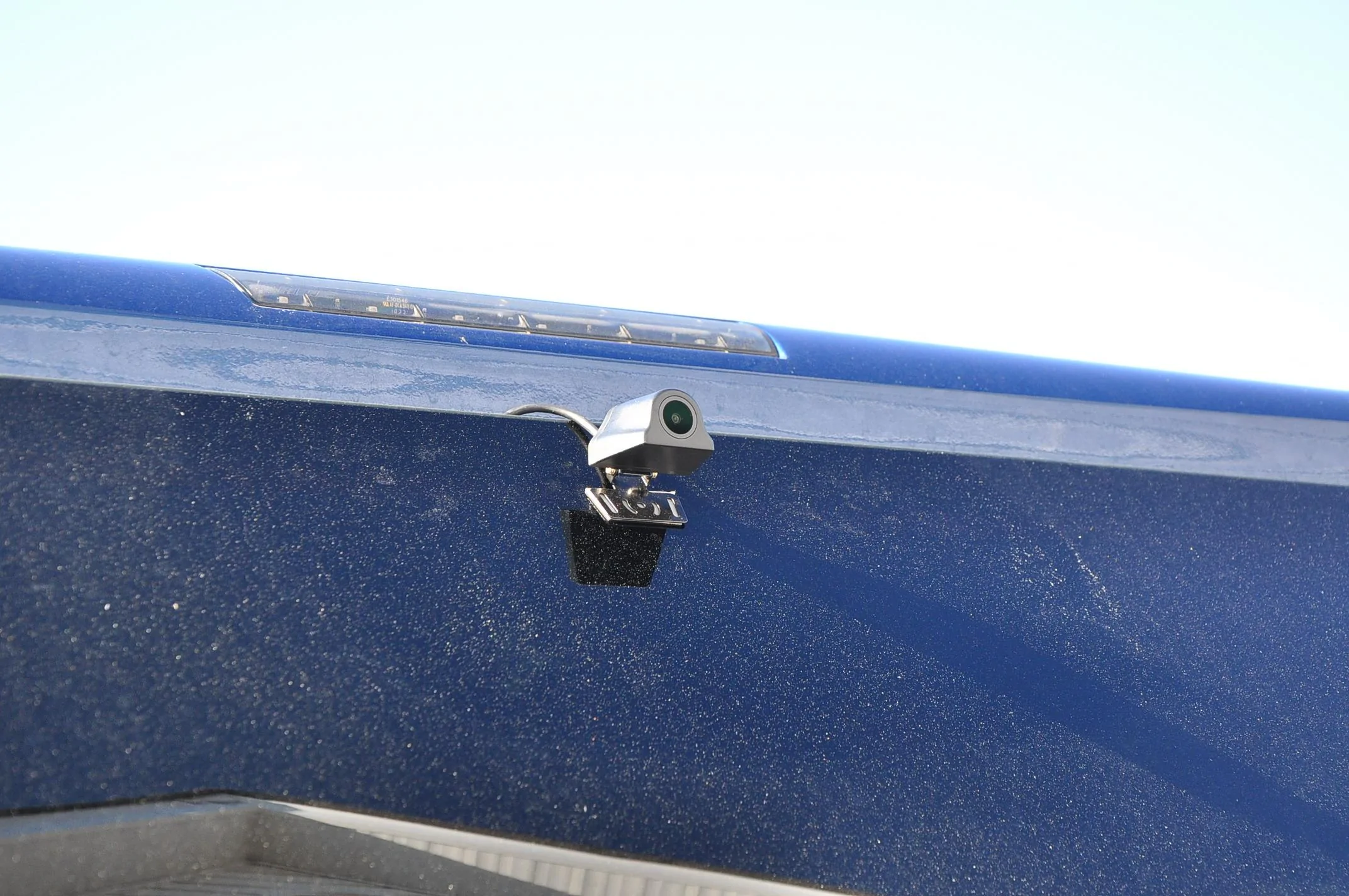 Ford F-150 Truck Cap vs. bed cover RearU