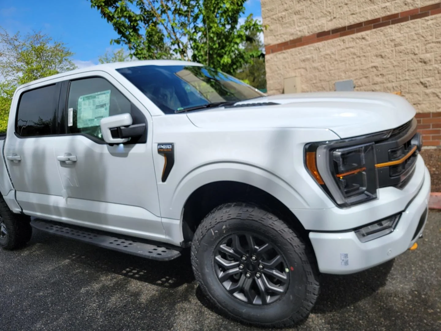 Ford F-150 3/28 Build Week Group Resized_20220514_112205