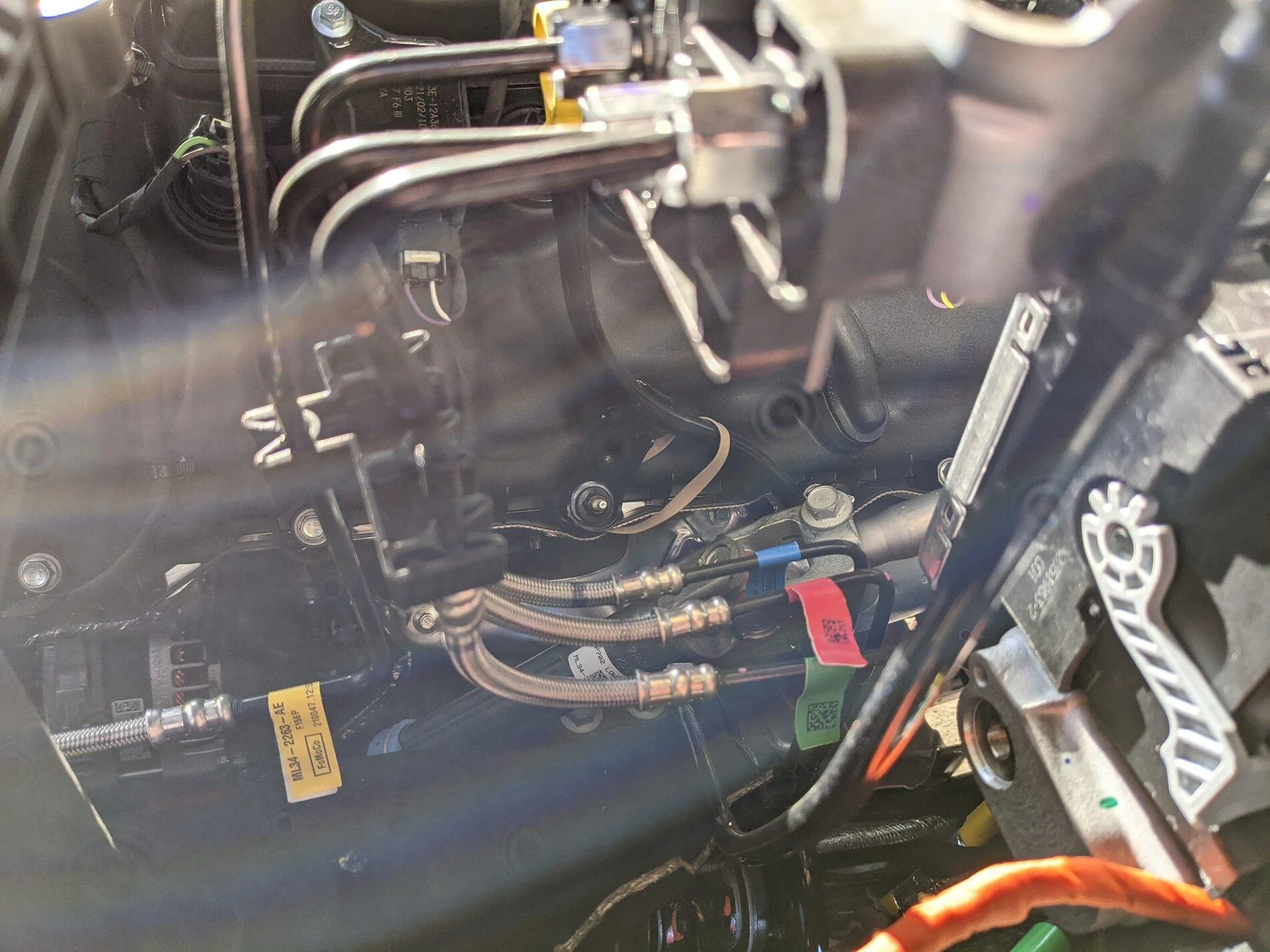 Ford F-150 ? F-150 LARIAT Lounge ? rubberband