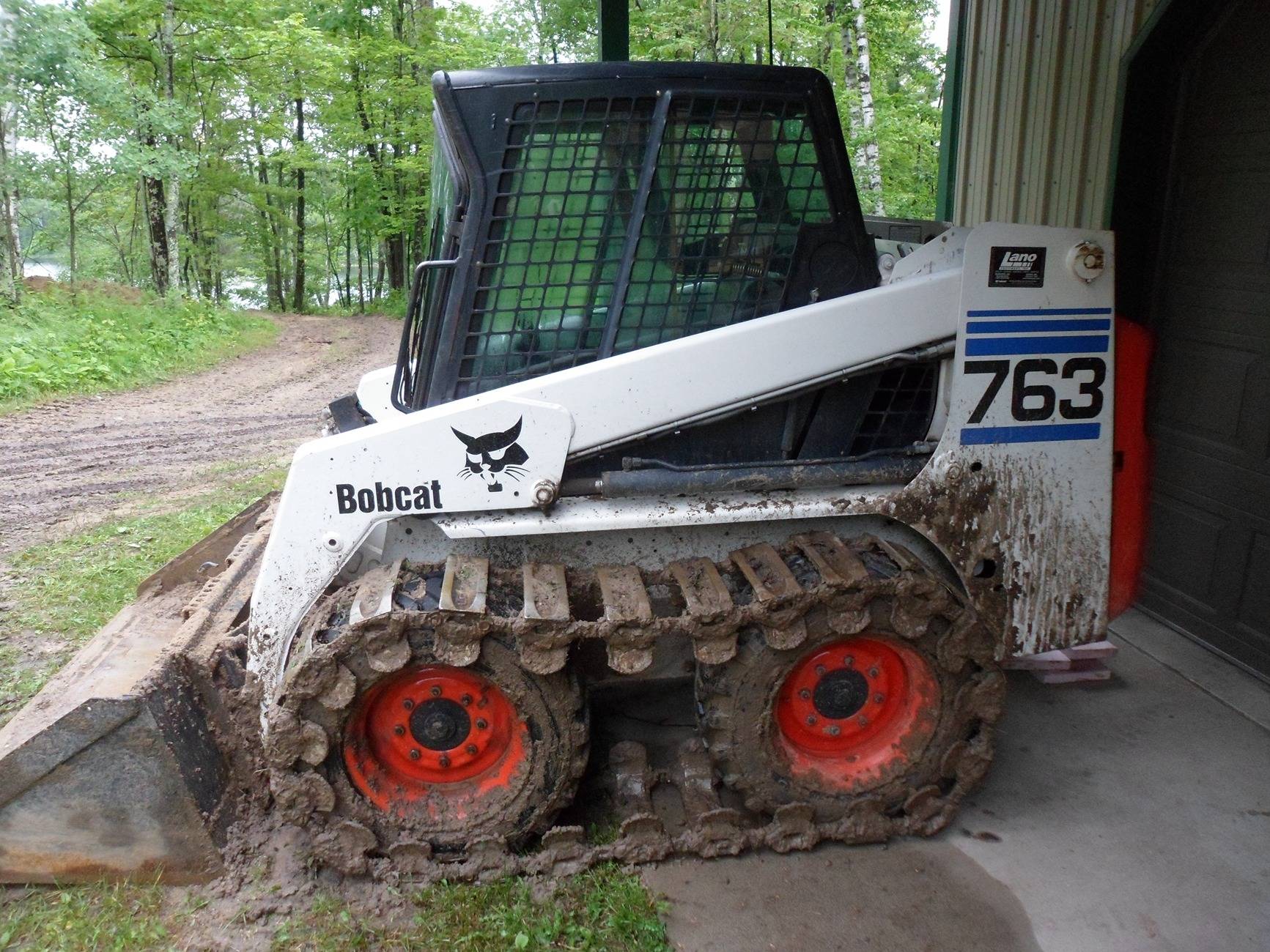 Ford F-150 What’s in Your Garage (Besides Your F-150)? Let's Share!🚗🛠️ SAM_0097