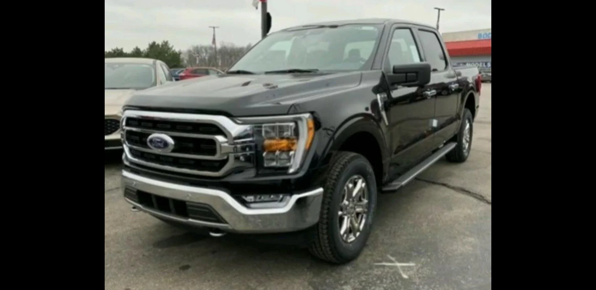 Ford F-150 XLT 300a vs 302a grill chrome Screenshot_20201214-212137_YouTu