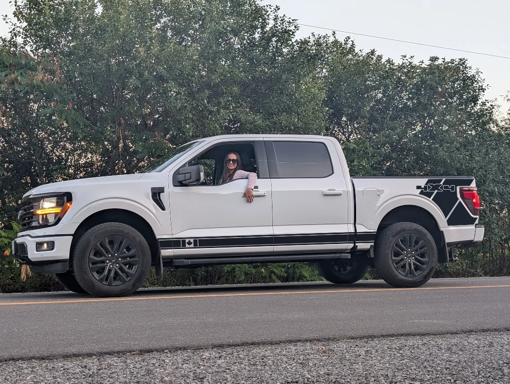 Ford F-150 25 Oxford White Decal Ideas? Side View flag 4x4 - Copy (1024x771) - Copy