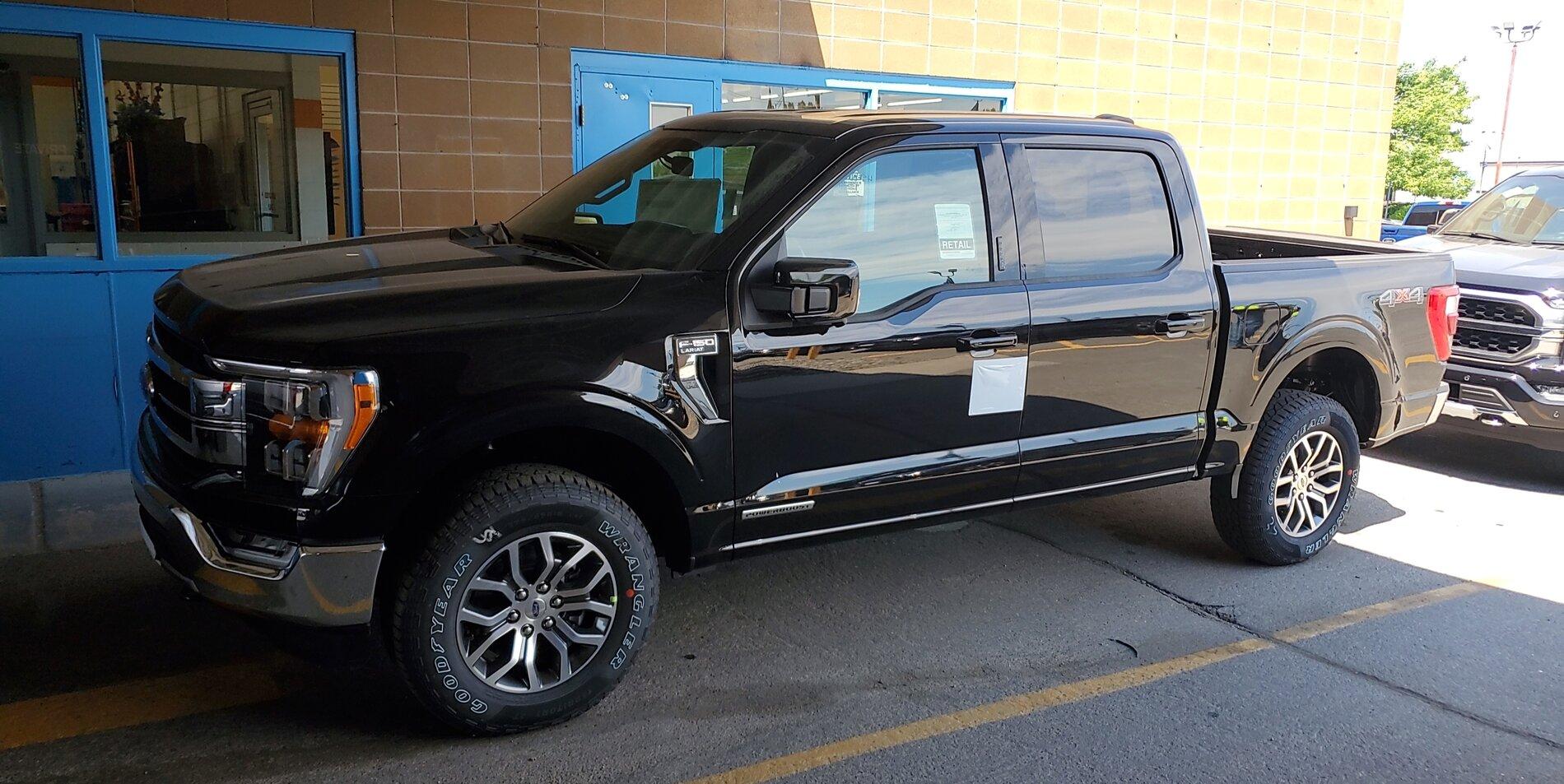 Ford F-150 5/24 Build Week Snapchat-962236612