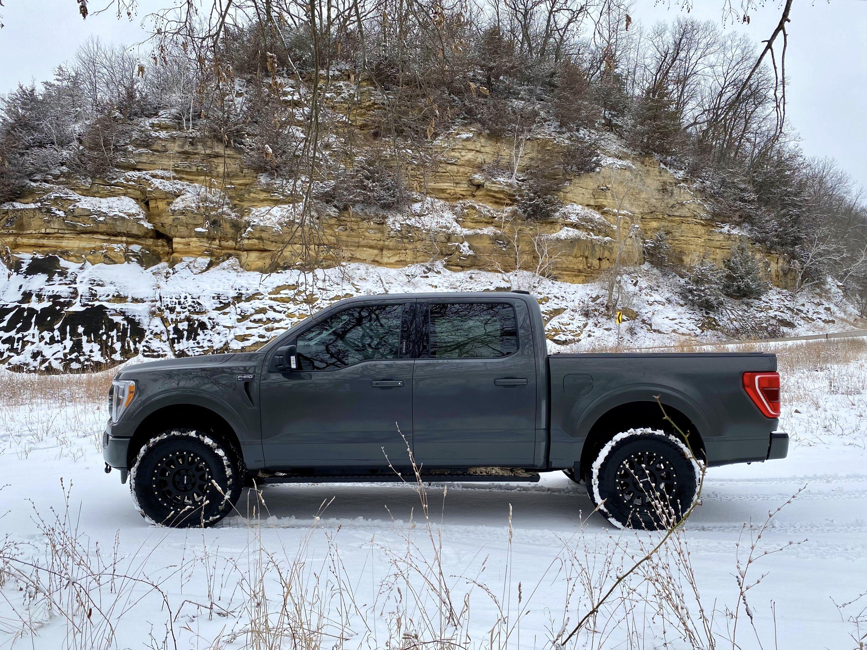 Ford F-150 XLT Sport 302a EcoBoost Looking Pretty Nifty T11