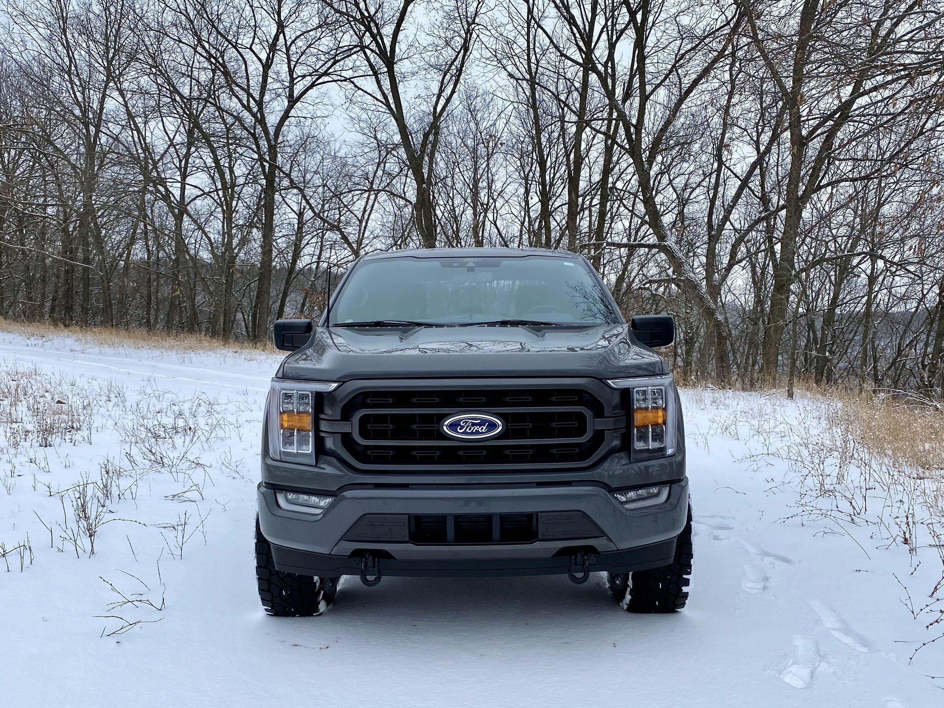 Ford F-150 XLT Sport 302a EcoBoost Looking Pretty Nifty T2