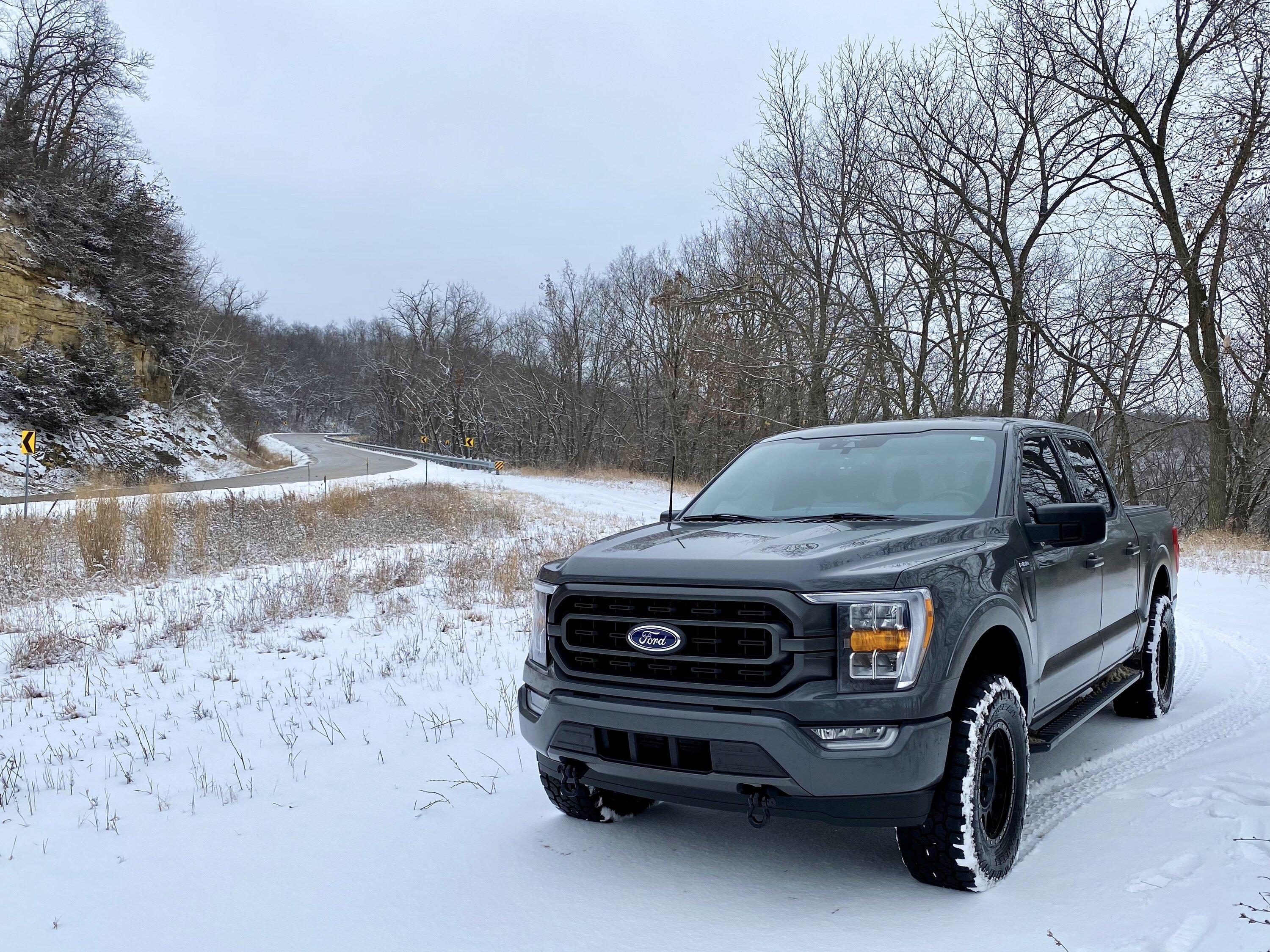Ford F-150 XLT Sport 302a EcoBoost Looking Pretty Nifty T3
