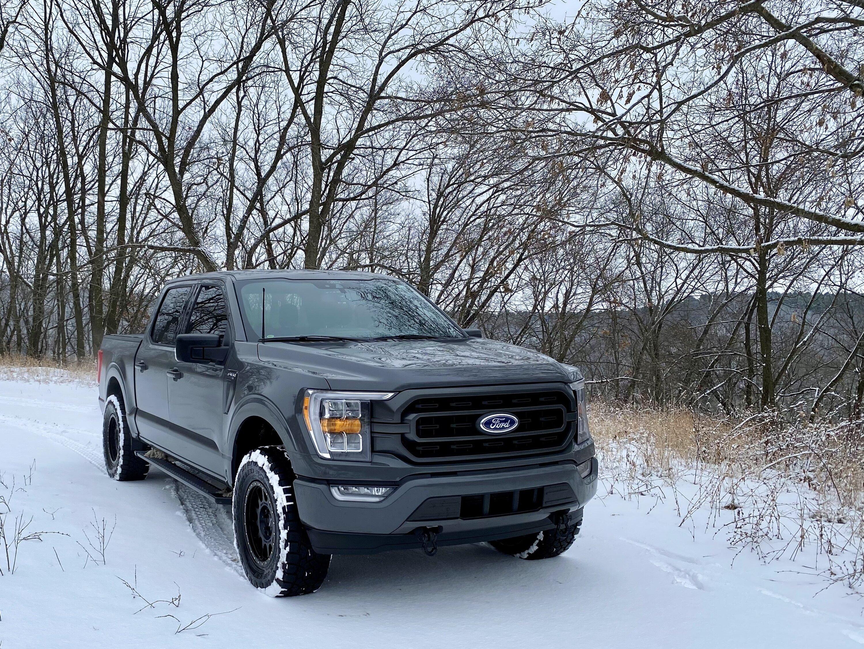 Ford F-150 XLT Sport 302a EcoBoost Looking Pretty Nifty T6