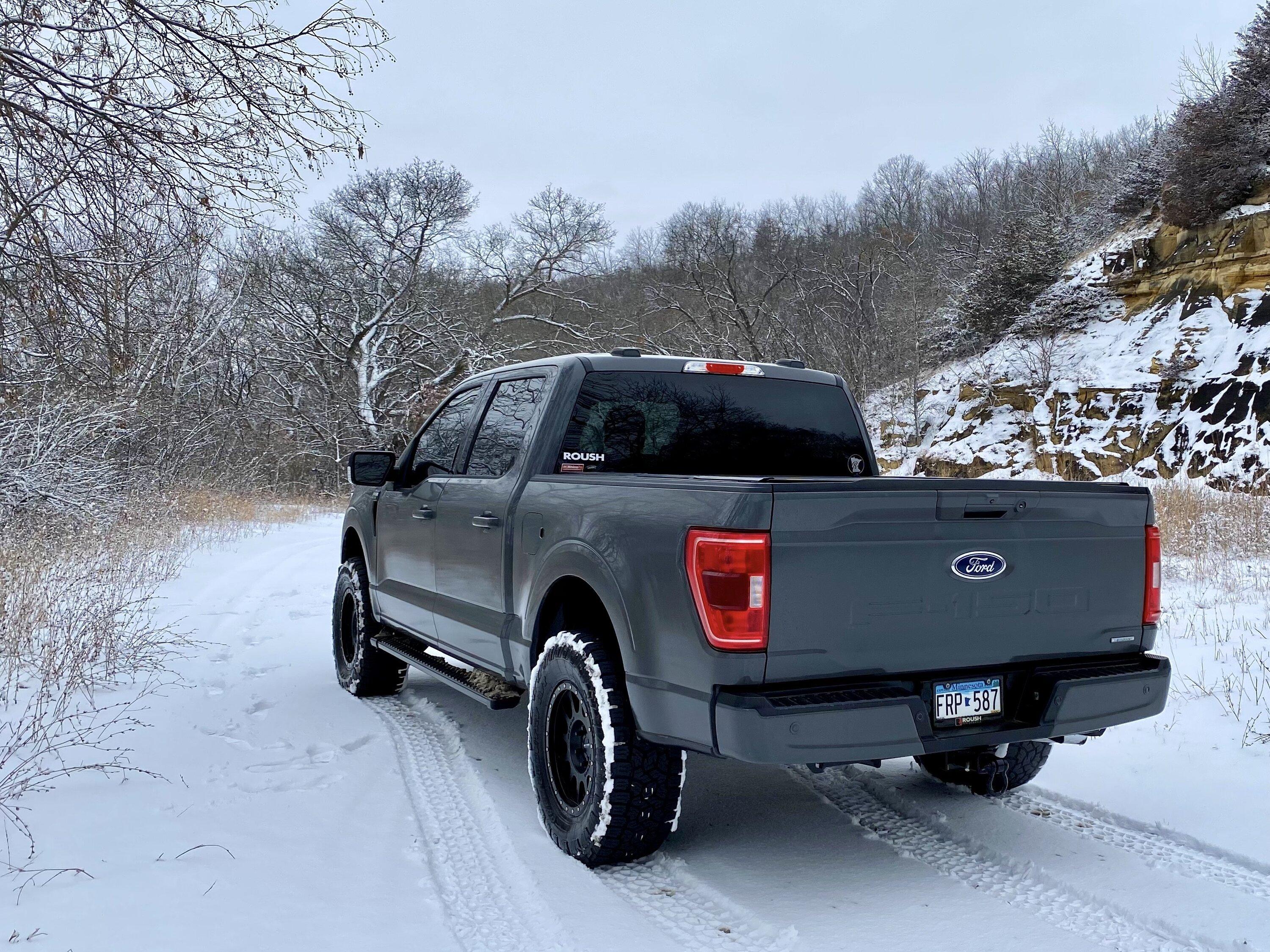 Ford F-150 XLT Sport 302a EcoBoost Looking Pretty Nifty T9