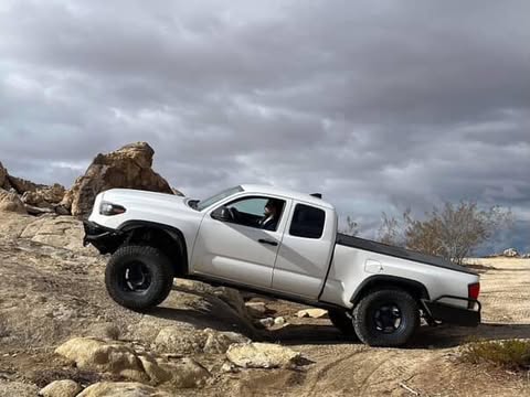 Ford F-150 Slids F-150 Reg Cab 5.0L 4x4 Build TACOMA 4