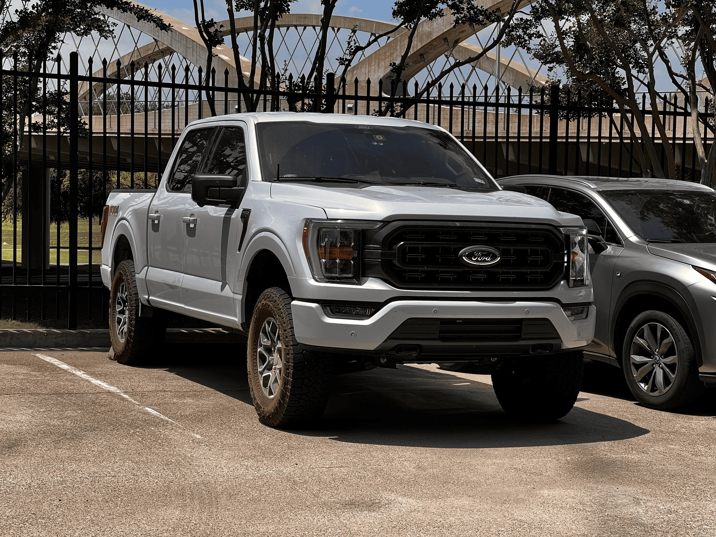 Ford F-150 2021 Space White XLT | 5.0L V8 tempImagehzBkgG