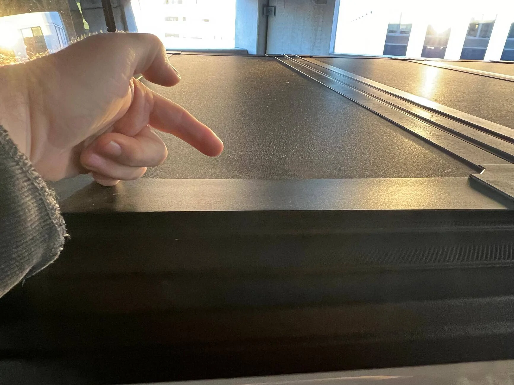Ford F-150 Worksport AL3 Pro Hard Tonneau Cover tempImagerkybmA