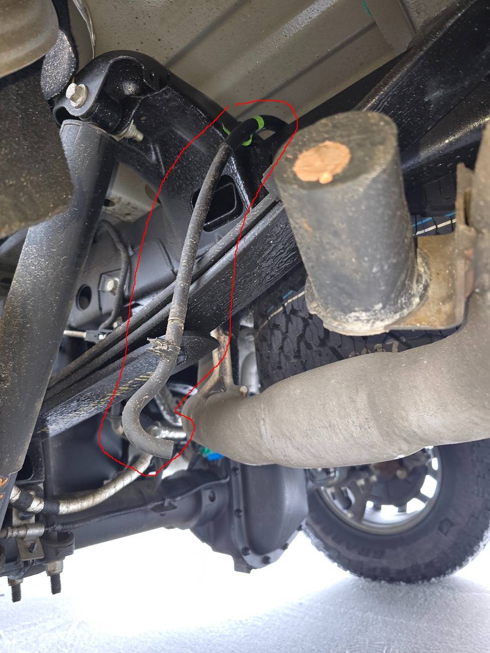 Ford F-150 Does anyone know what this hose on the rear axle is for? Termor