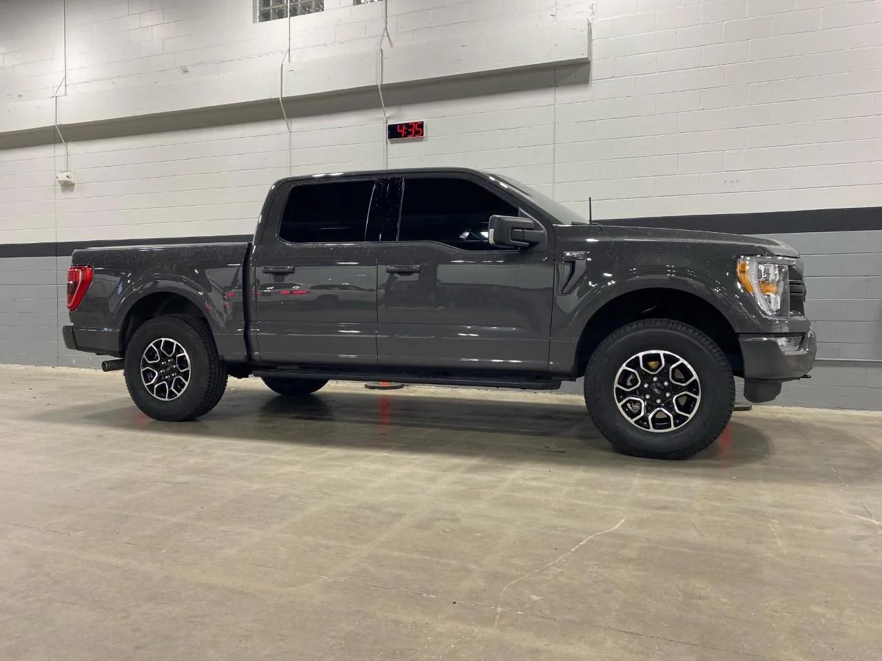 Ford F-150 Factory Wheels with Aftermarket Tire Thread TIRES3