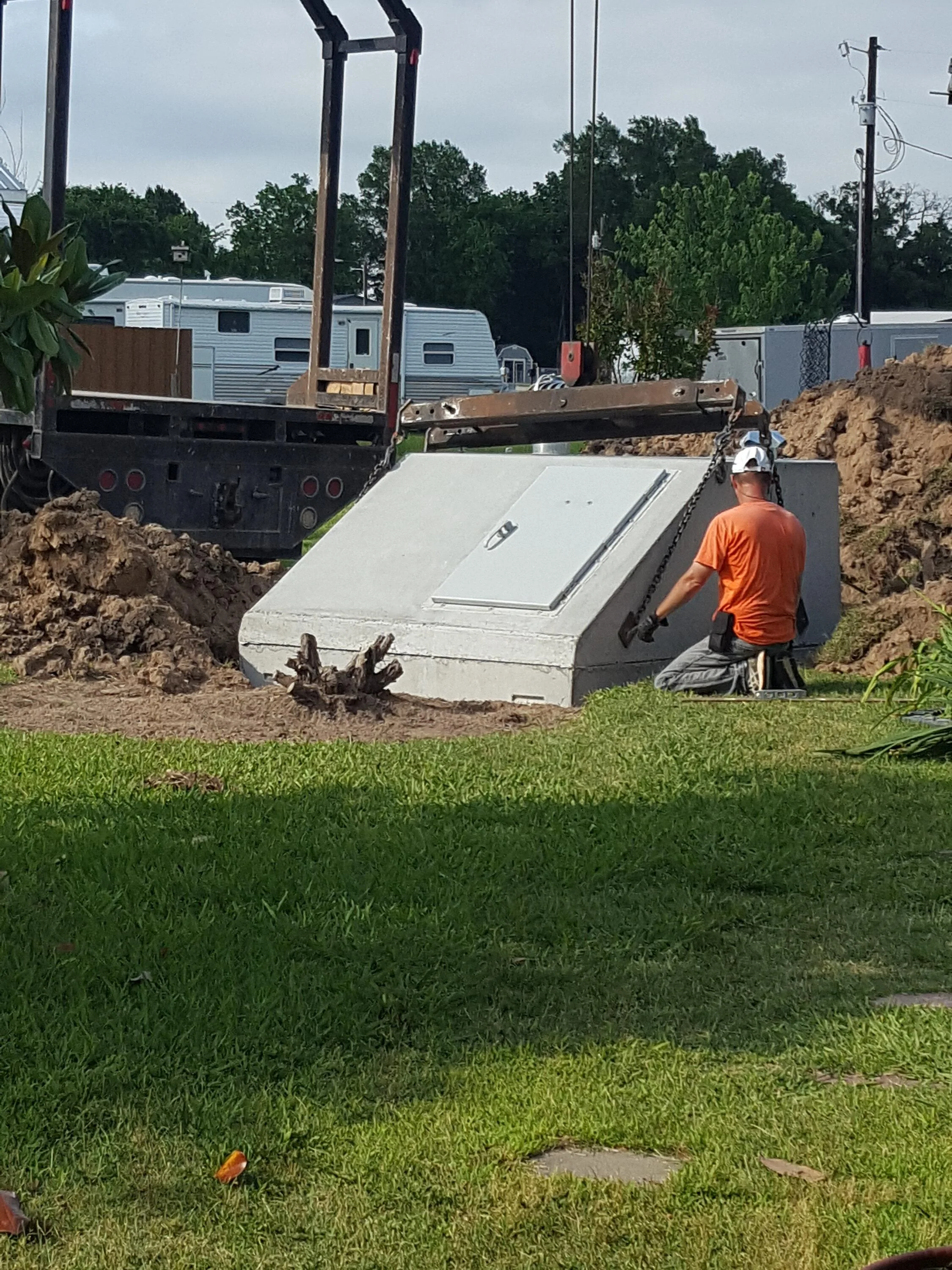 Ford F-150 had to use out tornado shelter this evening DAMMMMM tornado shelter may 2022 (14)