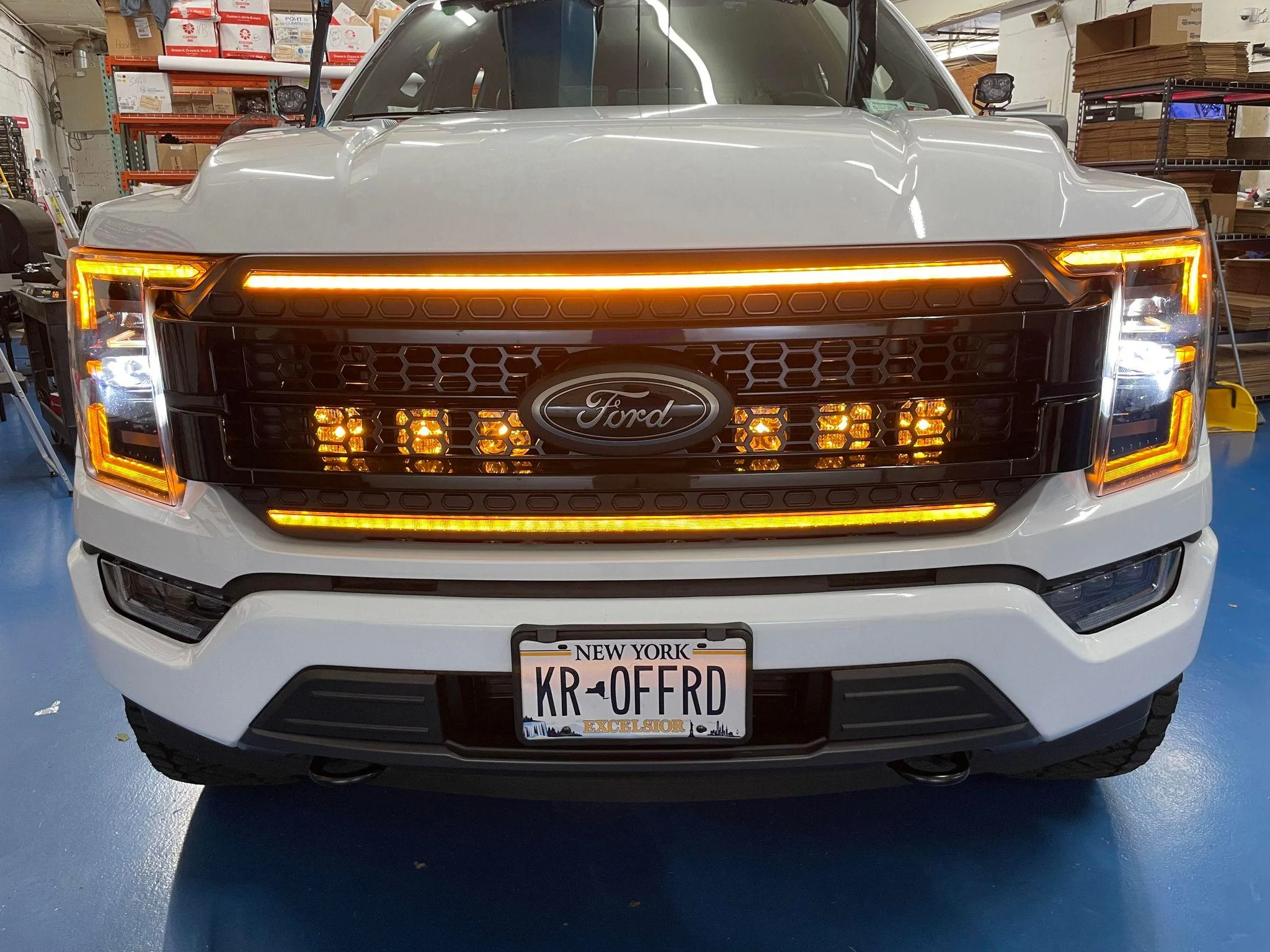 Ford F-150 Lights in Active Grille Shutter Area Truck6