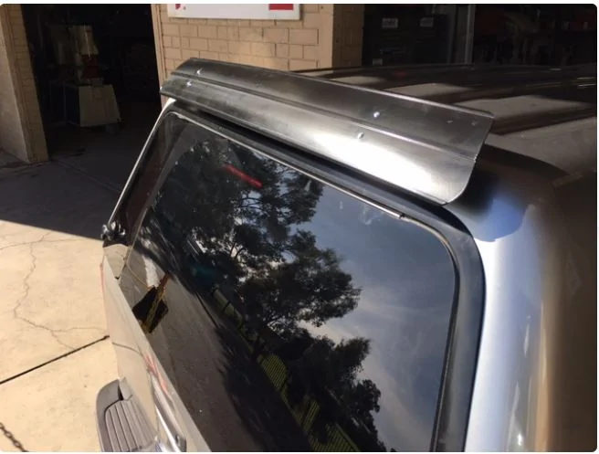 Ford F-150 Rear dust and wind deflector Universal Rear Dust & Wind Deflector