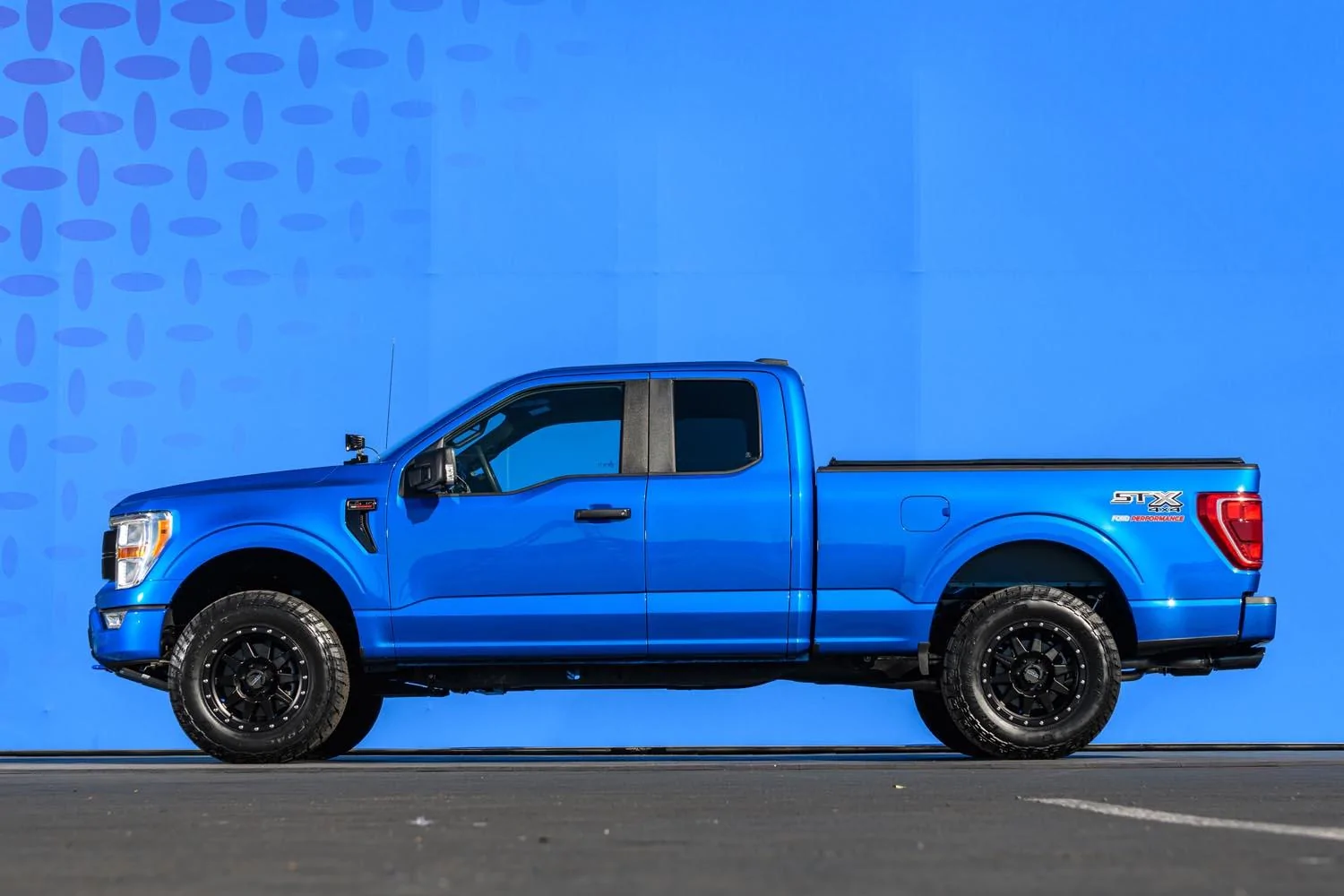 Ford F-150 2022 Ford Street Performance F-150 Supercharged V8 Debuts at SEMA 2021 wdmp_211030_00790