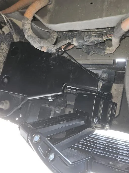 Ford F-150 AMP Research BedStep Installation wire ties