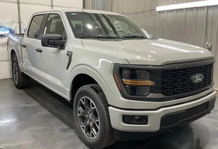 Ford F-150 2024 STX to XLT grille and headlights? xlt