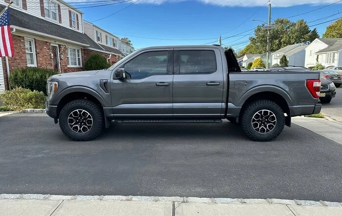 Leveled on 34 inch KO3 tires (295/70/18) + 2" ReadyLift Leveling Kit