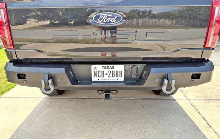 Road Armor Stealth rear bumper installed.