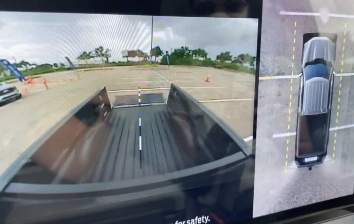 F-150 Power Tailgate In Action on Display Screen